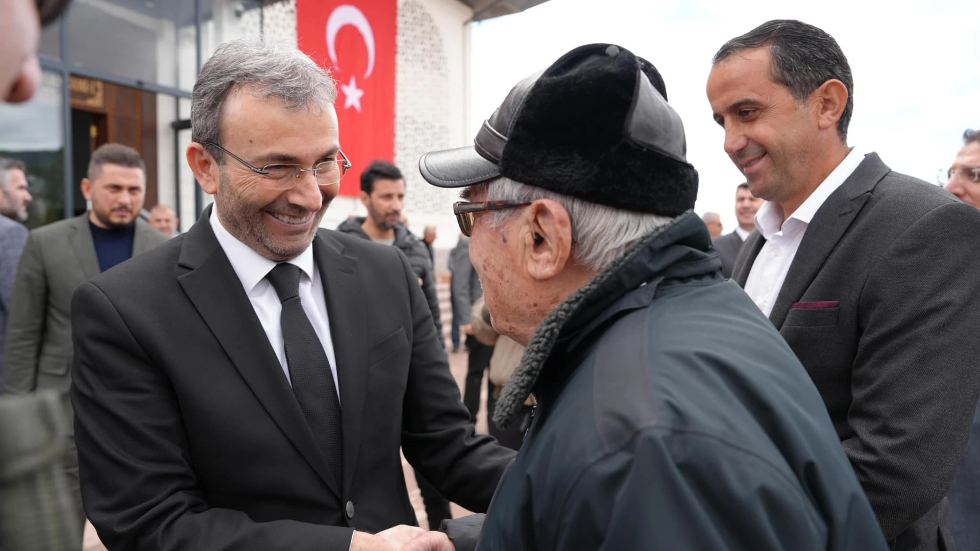 Hayırsever İş Adamı İbrahim Azmi Beğen ve eşi Belma Beğen tarafından yaptırılan Belma Beğen Camii’nin açılışını gerçekleştirdik
