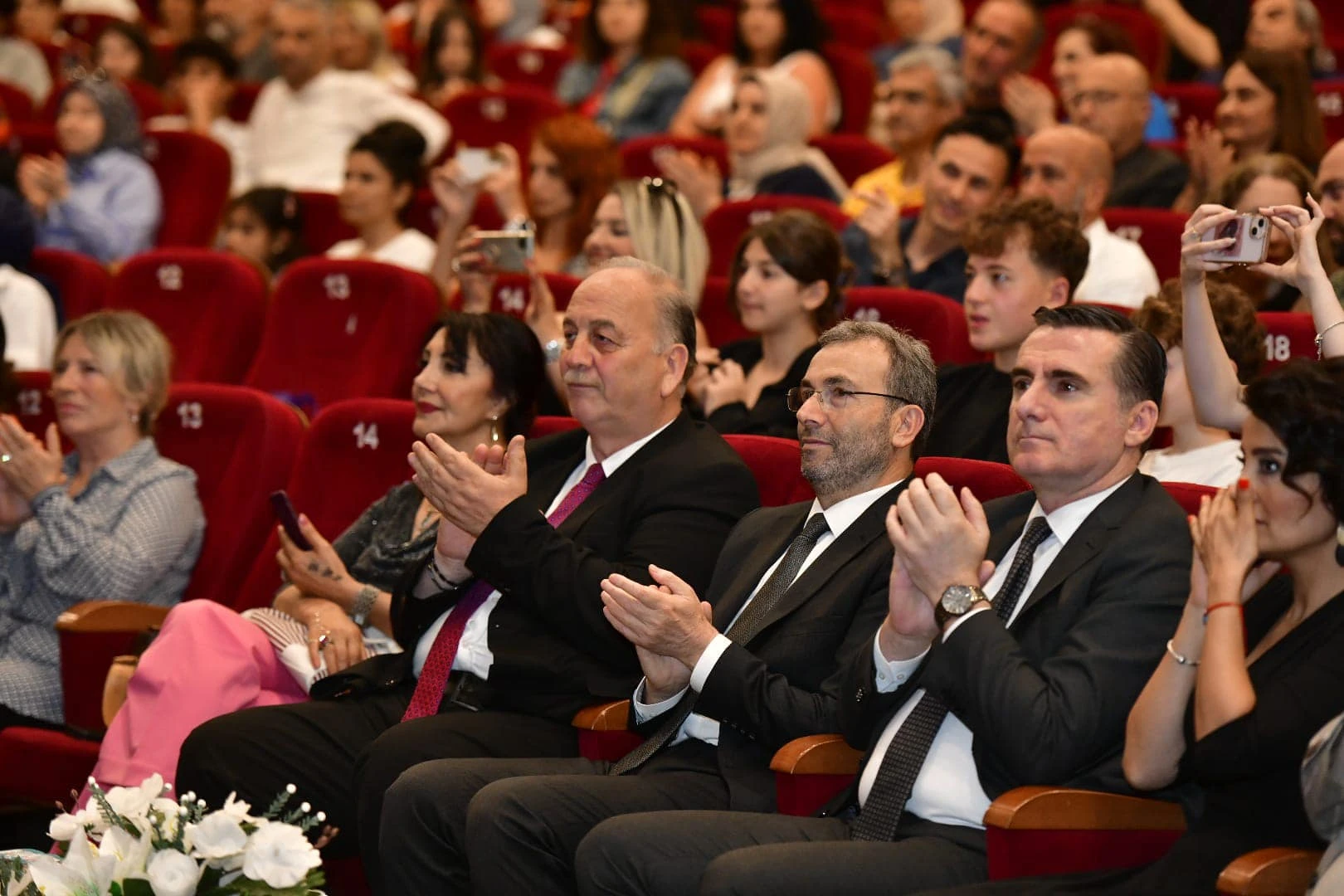 Marmara Üniversitesi Pendik Abdülkadir Meragi Güzel Sanatlar Lisesi Resim Sergisi ve Konser programına katıldık