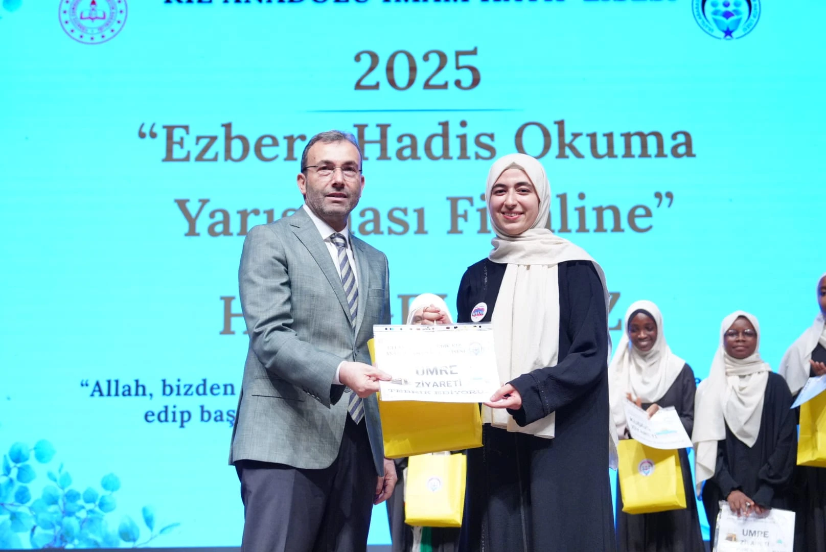 Uluslararası Pendik Kız Anadolu İmam Hatip Lisemizin düzenlediği 2025 Ezbere Hadis Okuma Yarışması Finaline katılım sağladık