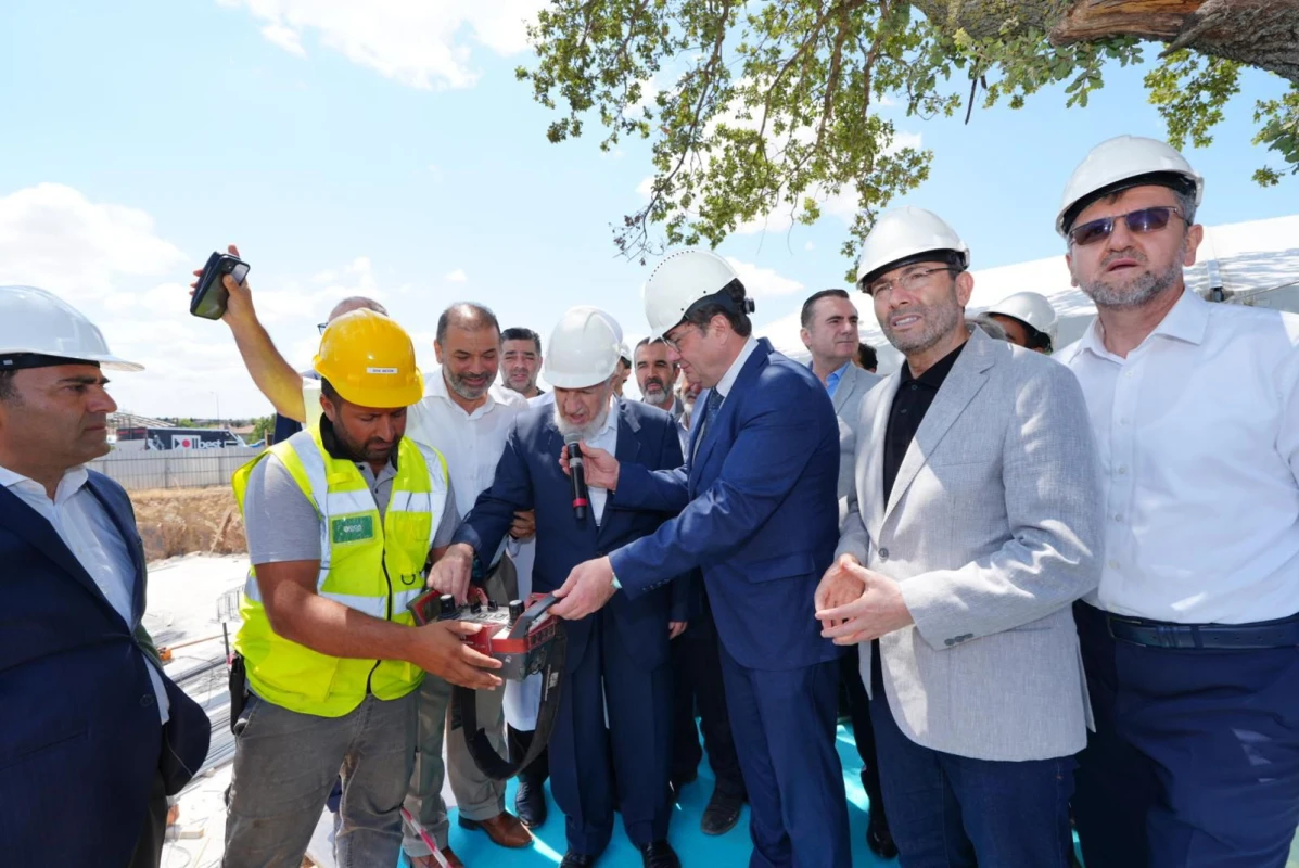 Pendik Gaye Camii ve İslami Finans ve Hukuk Araştırma Merkezi’nin temelini attık