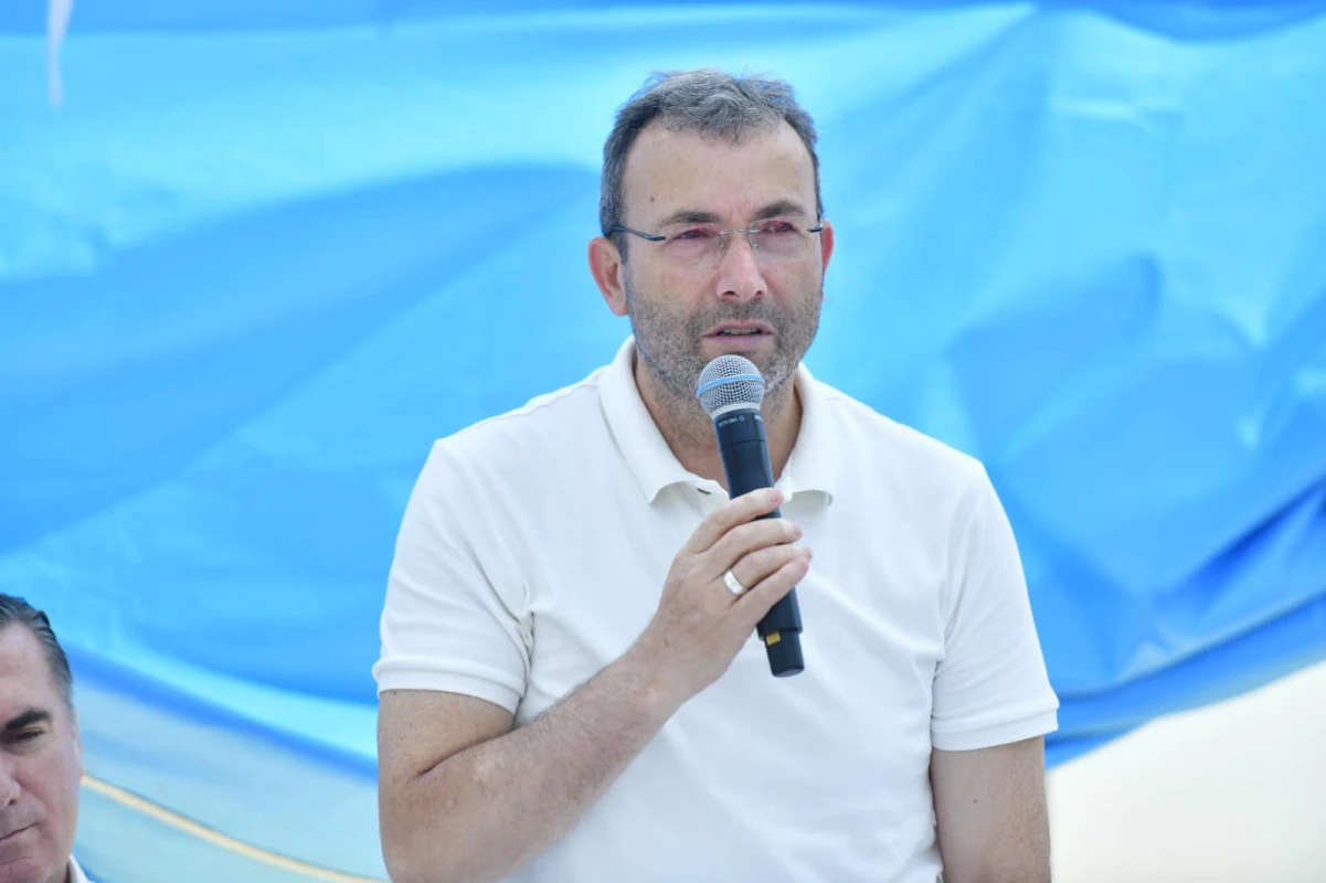 Pendik’te inşası devam eden İstanbul Haseki Dini Yüksek İhtisas Merkezi şantiyesini ziyaret ettik