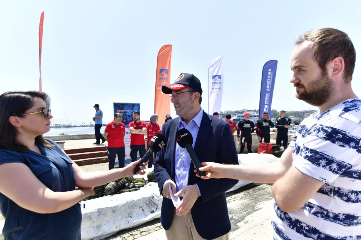 5 Haziran Dünya Çevre Günü etkinlikleri kapsamında Pendik kıyılarında dip temizliği yaptık