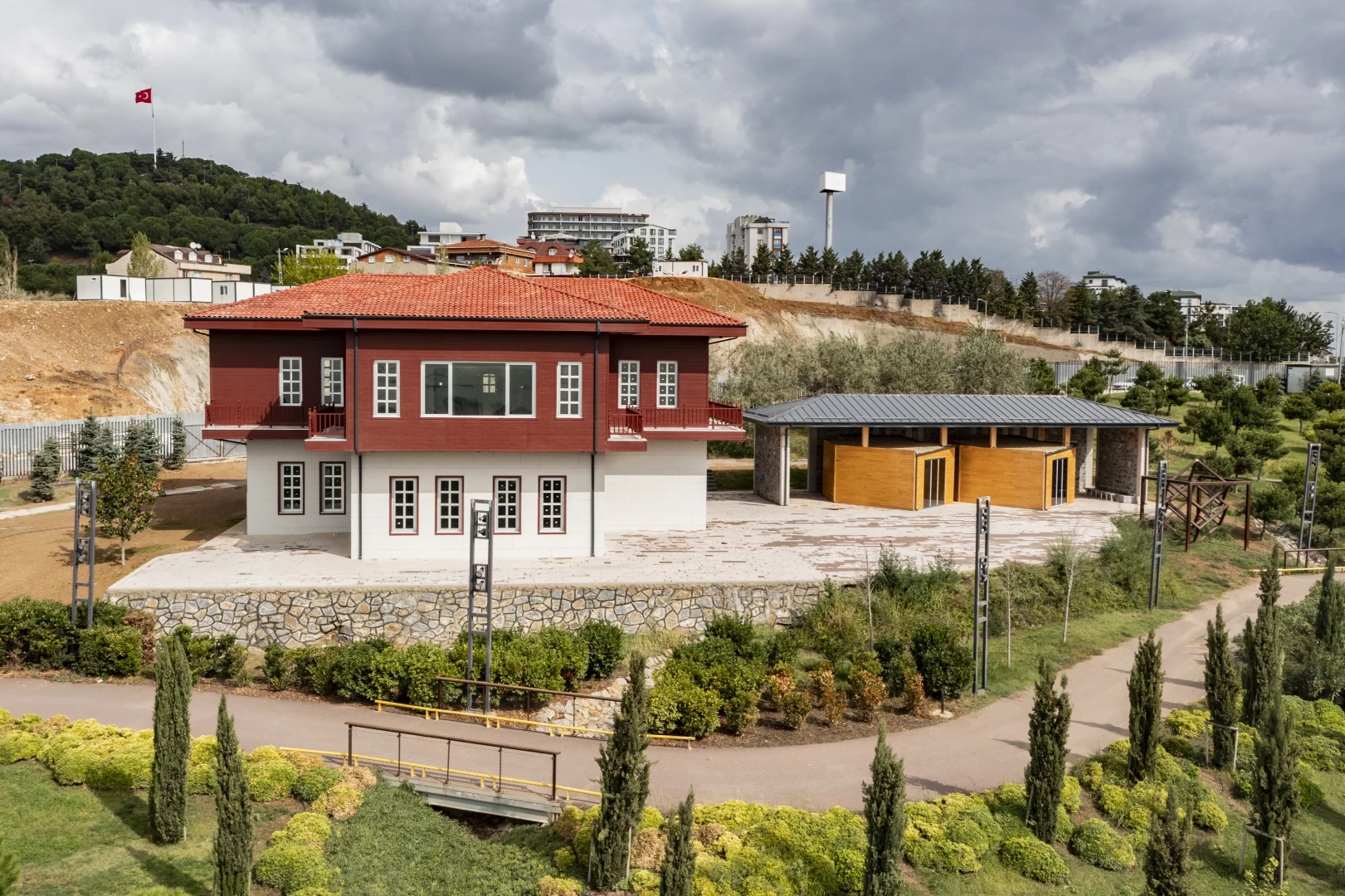 Millet Bahçesi Sosyal Tesisi