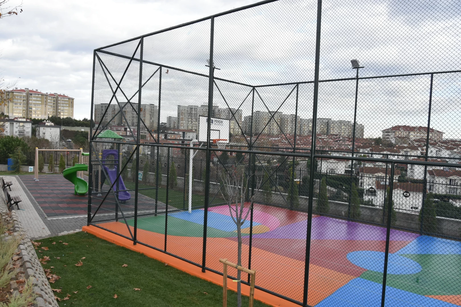 Gökay Sokak Basketbol Sahası