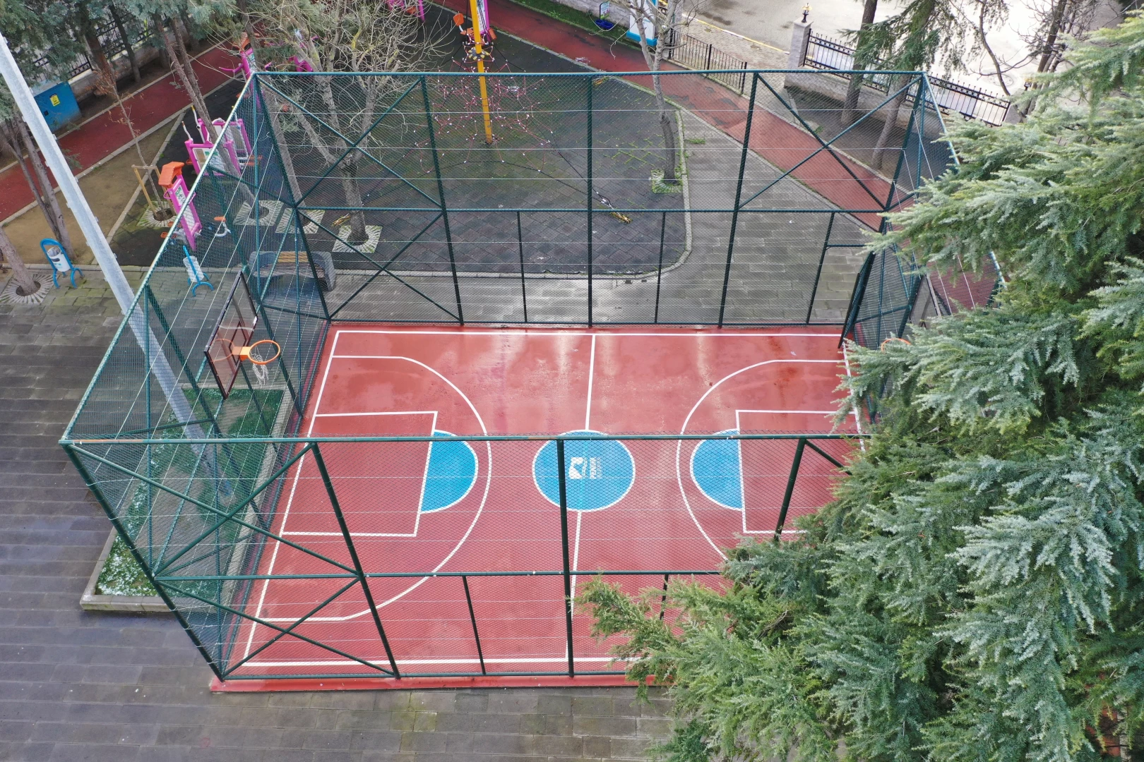 Ş. Selami Yurdan Parkı Basketbol Sahası