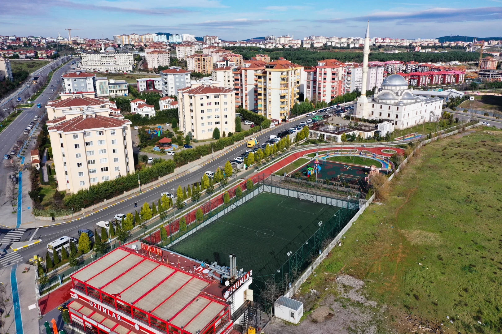 Kosovalı Şehit Adem Yaşari Parkı