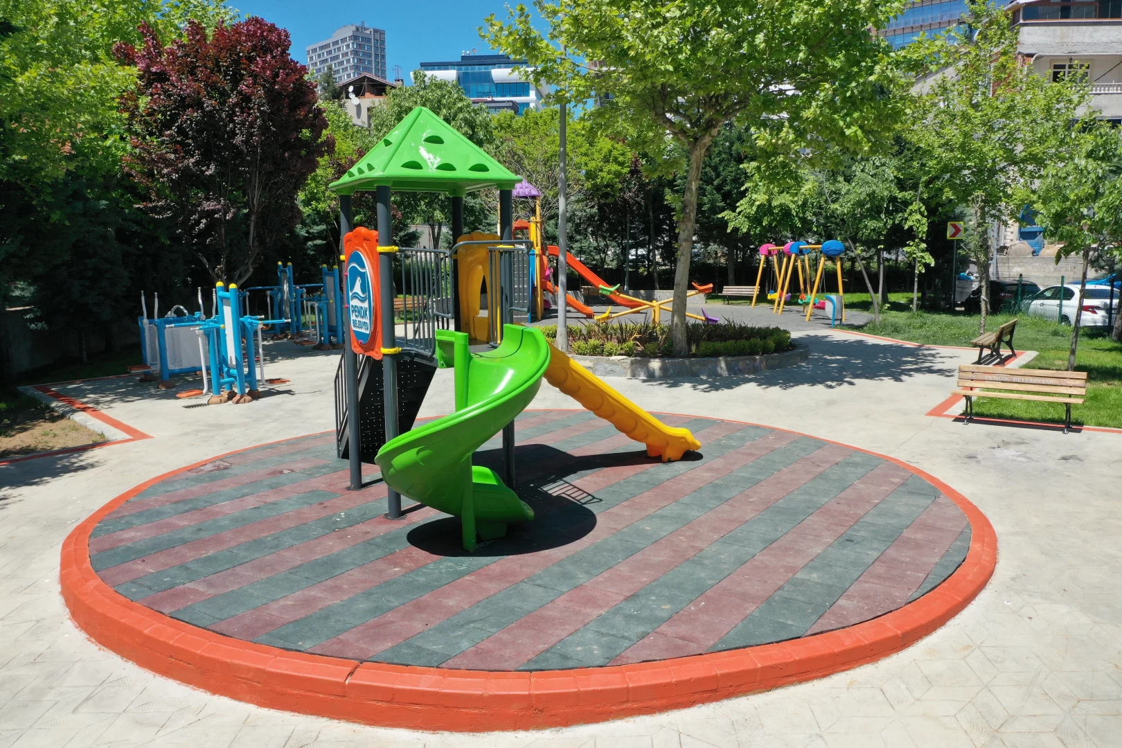 Şehit Ö. Açıkgöz Parkı Basketbol Sahası