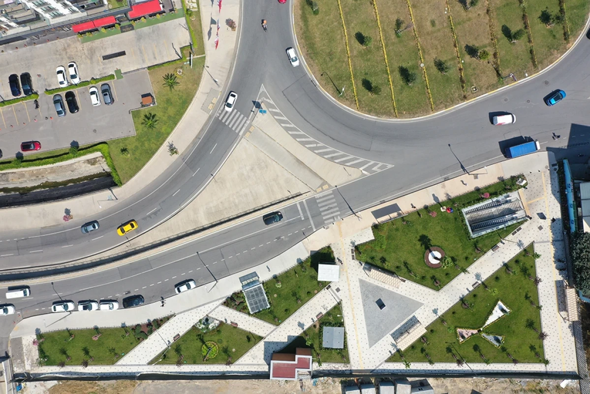 Fevzi Çakmak Metro Meydanı