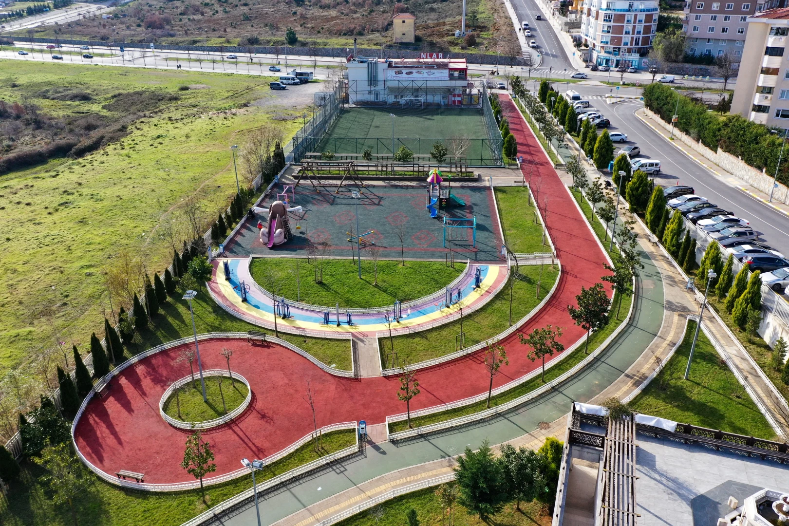 Kosovalı Şehit Adem Yaşari Parkı