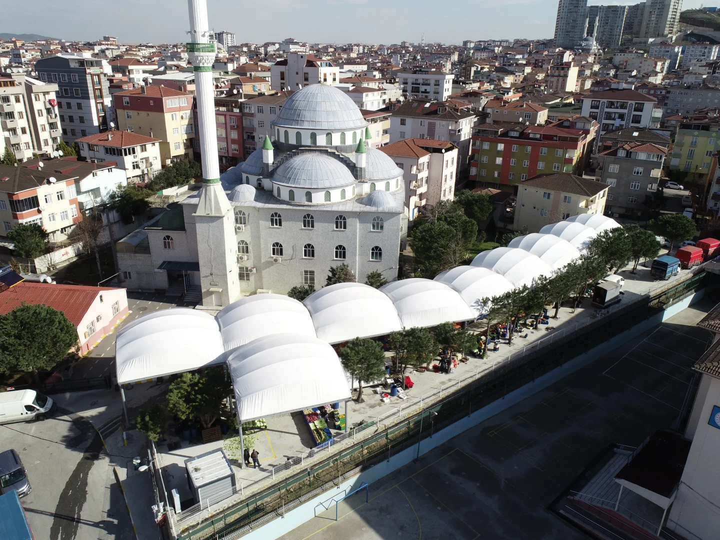 Esenyalı Semt Pazarı