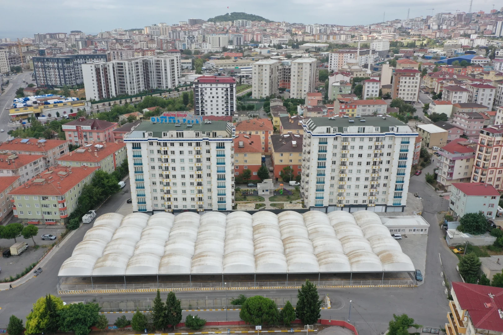 Güllübağlar Semt Pazarı